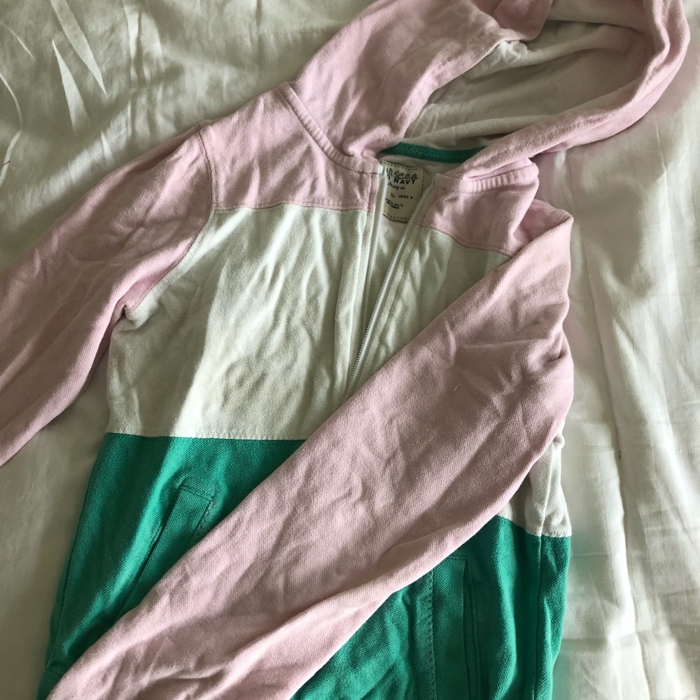 sweatshirt